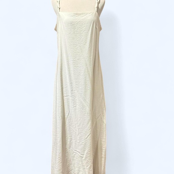 Dresses & Skirts - Antonio Melani dress